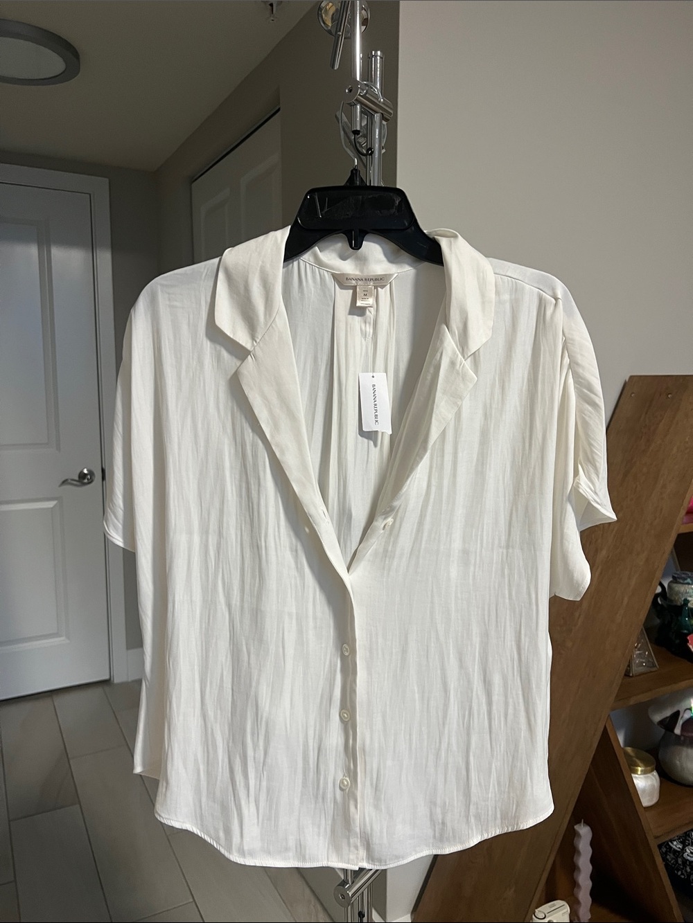 Banana Republic Ivory Short-Sleeve Button-Down Shirt